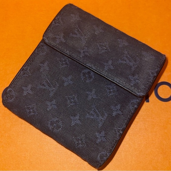 Navy Monogram Mini Lin Porte Billets Cartes Credit Wallet